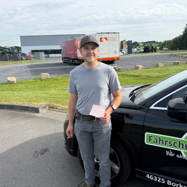 Leon – Führerscheinklasse B, 02.06.2026