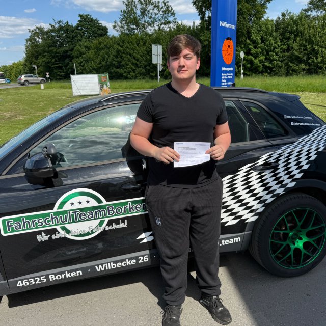 Cameron – Führerscheinklasse B, 08.05.2025